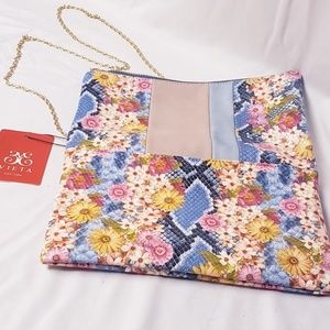 Vieta  cross body/clutch w/a sunflower design